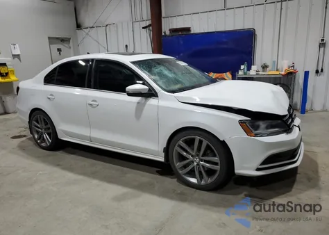 2017 Volkswagen Jetta Se z USA, uszkodzony, nr VIN 3VWB67AJ7HM399356